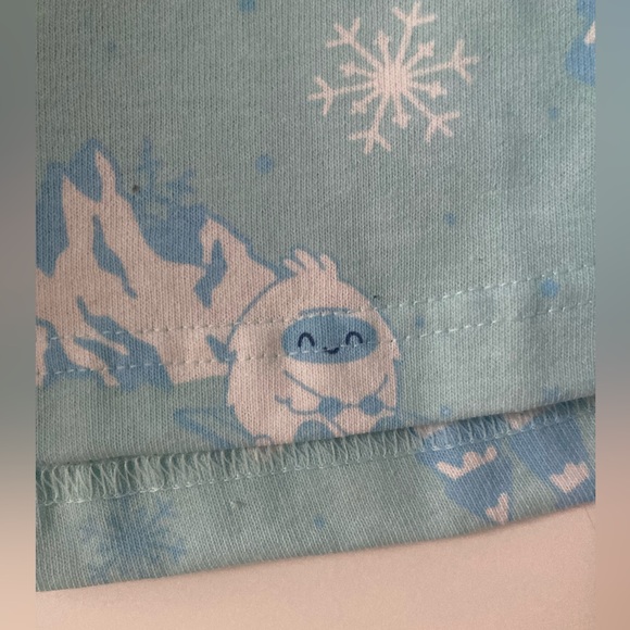 Disney spirit jersey NWT Size Small Yeti - Picture 6 of 13